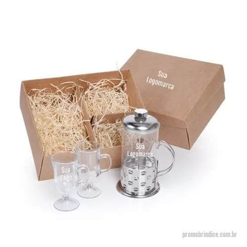 Kit café personalizado - 1 Cafeteira Francesa 600ml vidro e inox 20cm altura x 10.4 diâmetro modelos variados, 2 Canecas de vidro Irish Coffee Nevada 130ml Altura 12,5cm / Largura com a alça 8,5cm / Boca 5,8cm, 1 Caixa e divisoria corte e vinco em papel cartão branco ou Kraft 28x22x12cm / Peso .1100 kg