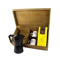Kit em caixa de madeira , com cafeteira italiana e 2 canecas de 120ml e 1 café gourmet. Gravação nas peças e na tampa da caixa