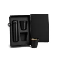 Conjunto para café personalizado contendo copo inox de parede dupla e garrafa térmica, acompanha caixa personalizada para acomodação dos itens.