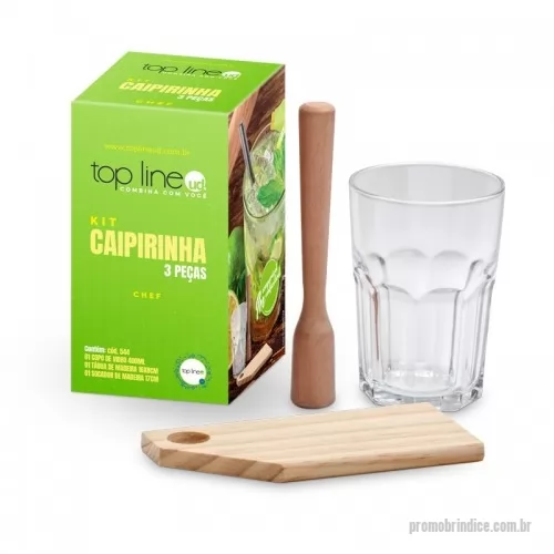 Kit caipirinha personalizado - Kit caipirinha 3 peças. Produto ecologicamente correto feito com madeira de reflorestamento. Contém: um copo de vidro de 400 ml, uma prancha de madeira e um socador.