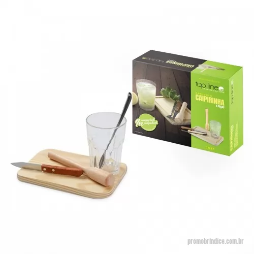 Kit caipirinha personalizado - Kit Caipirinha personalizado em madeira com 5 peças sendo; 01 copo de vidro 400 ml, 01 socador de madeira 19 cm, 01 prancha de madeira 22 cm x 14 cm x 1,5 cm, 01 colher inox 18 cm e 01 faca inox 3  com cabo de madeira. Gravação a laser.