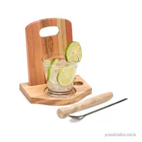 Kit caipirinha personalizado - kit caipirinha 5 peças com base, tábua, amassador de madeira, mais copo para caipirinha 350ml e colher inox.