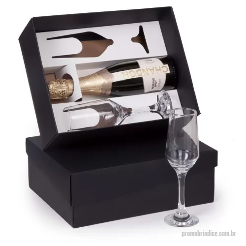 Kit champanhe ou espumante personalizado - 1 Espumante Chandon Reserve Brut 375ml 2 Taças de vidro 186ml 1 Caixa e berço corte e vinco em papel cartão