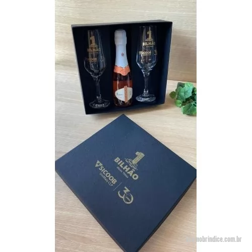 Kit champanhe ou espumante personalizado - KIT 2 TAÇAS VIDRO E ESPUMANTE BABY - CAIXA COLORPLUS