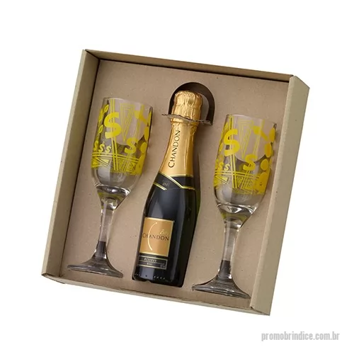 Kit champanhe ou espumante personalizado - Kit de champanhe em caixa craft com berço contendo 02 Taças Gallant e 01 Espumante Baby
