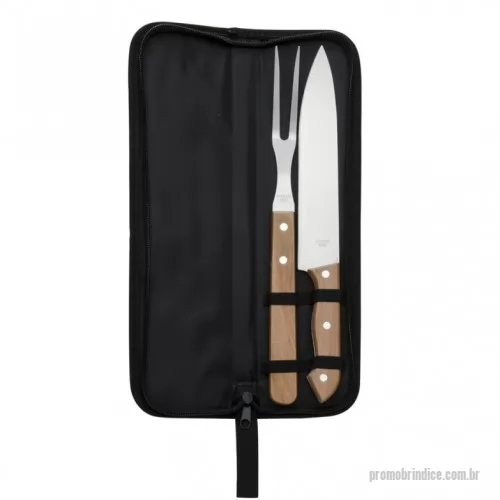 Kit churrasco personalizado - Kit churrasco 2 peças com estojo, contém faca e garfo. Estojo com alça para transporte e área interna com elástico de fixação para os utensílios.