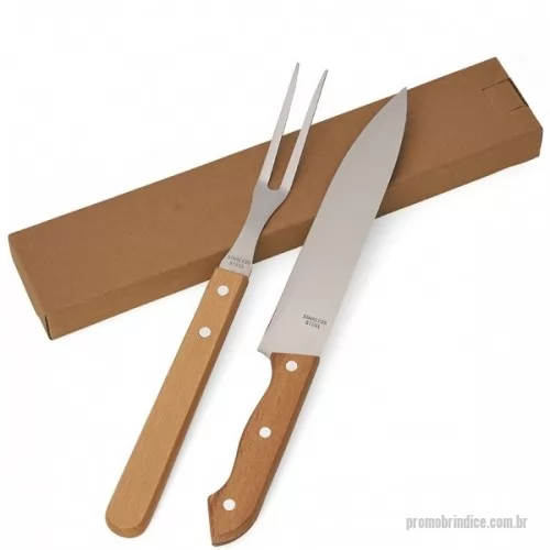 Kit churrasco personalizado -  Kit churrasco 2 peças. Contém: garfo e faca, acompanha embalagem de kraft.
