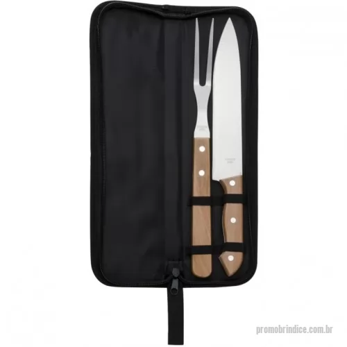 Kit churrasco personalizado - Kit churrasco 2 peças com estojo, contém faca e garfo. Estojo com alça para transporte e área interna com elástico de fixação para os utensílios.