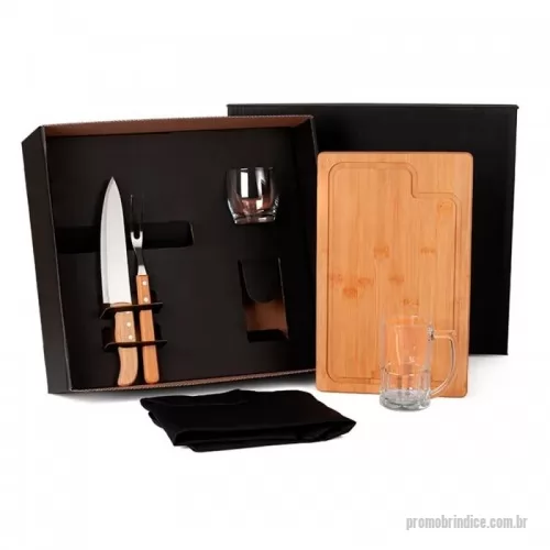 Kit churrasco personalizado - Conjunto para churrasco/cerveja/whisky; Conta com tábua para churrasco com sulco em bambu; Faca 8