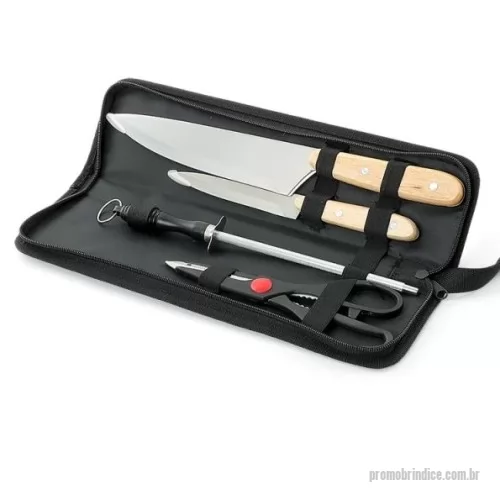 Kit churrasco personalizado - Kit churrasco 2 peças com estojo, contém faca e garfo. Estojo com alça para transporte e área interna com elástico de fixação para os utensílios