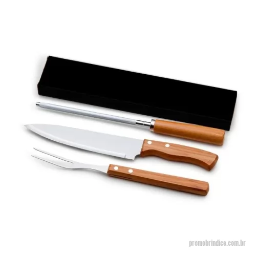 Kit churrasco personalizado - Kit churrasco econômico com faca 8'', garfo e chaira em bambu/aço inox.