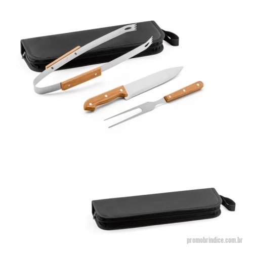 Kit churrasco personalizado - Kit churrasco em estojo de 210D. Composto por 3 utensílios em aço inox e madeira de Seringueira: faca chefe, pinça e garfo. Certificação EU Food Grade. Estojo: 350 x 130 x 20 mm