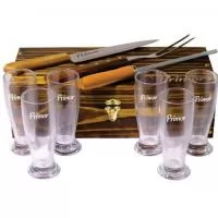 Estojo envelhecido com faca, garfo e  chaira + 06 copos de cerveja. Gravação da logo no estojo, faca e nos copos. Despachamos com frete pago para todo o Brasil.
