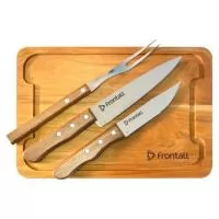 Kit churrasco personalizado. Esse é o nosso negócio, está no nosso DNA. Faça uma consulta e surpreenda-se com nossas opções. São mais de 50 modelos, dos mais simples aos mais completos, garantindo que sempre haverá um kit que se encaixe nas suas necessidades. Tábua com canaleta, faca peixeira 7", faca de serra modelo jumbo e garfo trinchante. gravação da logo a laser na tábua e nas duas facas, garantindo a visibilidade da sua marca por muitos e muitos anos. Acompanha caixa para presente com listras em marrom. Despachamos com frete pago para todo o Brasil.