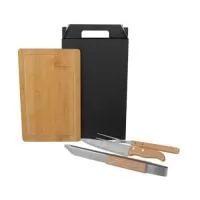 Kit para churrasco com pegador. Conta com tábua em bambu; Faca 7", garfo e pegador em aço Inox/Madeira. Dimensões do Produto Tábua: 32x20x1,2cm
