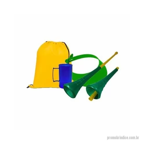Kit copa do mundo personalizado - Kit copa contendo mochila saco, caneca de chopp, viseira de EVA e vuvuzela