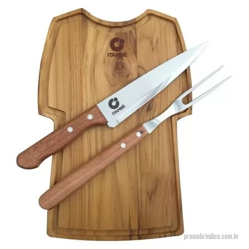 Kit copa do mundo personalizado - Kit churrasco faca e garfo Tramontina + tábua formato camiseta. Gravação indelével da logo a laser na faca e na tábua. Despachamos com frete pago para Sul, Sudeste e Centro Oeste.