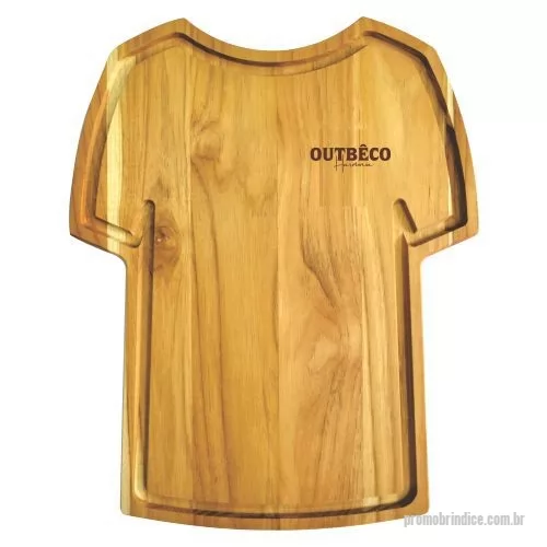 Kit copa do mundo personalizado - Tábua para churrasco em teca, padrão costela; formato camiseta. Um produto útil, de ótima qualidade  e extremamente durável, para acompanhar esta e as próximas Copas do Mundo. Gravação indelével da logomarca a laser. Despachamos com frete pago para Sul, Sudeste e Centro Oeste