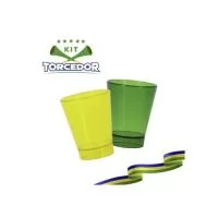 Esse lindo conjunto de copos dose personalizados é um brinde personalizado perfeito para tomar um shot comemorando o gol do Brasil.