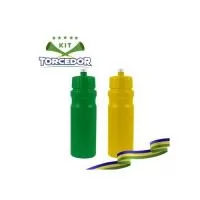 Squeeze personalizado semelhante ao que os jogadores utilizam em campo é o brinde personalizado perfeito para promoções da copa do mundo.