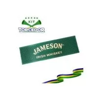 Barmat - Tapete de Borracha Personalizado Escorredor de copos e baldes de gelo para bares, balcões, mesas, pias, áreas gourmet etc.. Medida: 50×12 cm CARACTERÍSTICAS DO PRODUTO: – Material : PVC emborrachado – Peso: varia muito de cada arte Contém 9m