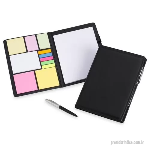 Kit escritório personalizado - Kit para anotações em couro sintético com autoadesivos e caneta plástica. Contém seis blocos com aproximadamente 50 folhas, conjunto de cinco marcadores plásticos autoadesivos com aproximadamente 26 folhas, bloco A5 com aproximadamente 50 folhas e ca
