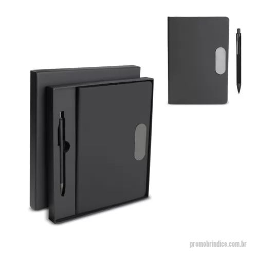 Kit escritório personalizado - Kit escritório contendo caderno de anotações tamanho A5 com capa em PU e plaquinha metálica em aço inox, caneta em alumínio e marcador de texto. Acompanha estojo presenteável. Dimensão do produto (Estojo e Caderno): 22x19,5x3cm