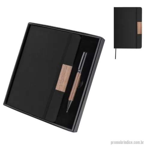 Kit escritório personalizado - Caderno tamanho A5 com capa dura em papel com linhas cinzas, 4 folhas de guarda e 80 folhas internas pautadas em papel 70g/m². Possui marcador de página e elástico de fechamento. Acompanha caixa presenteável.  *O volume informado é aproximado e 