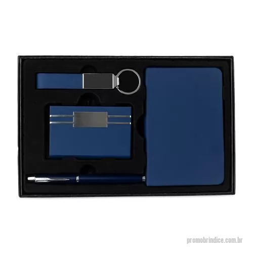 Kit executivo personalizado - Kit: caderneta capa PU ~76 folhas marfim, caneta metálica carga preta 0,7mm, porta-cartões inox com PU, chaveiro PU texturizado.