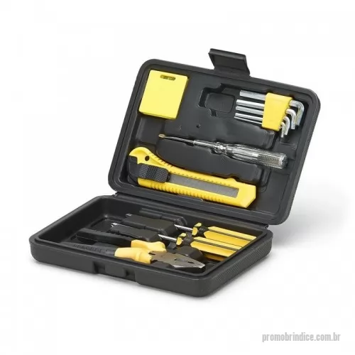 Kit ferramenta personalizado - Kit ferramenta 11 peças em estojo plástico. Maleta plástica com detalhe retangular no centro frontal e verso com o detalhe na lateral inferior, possui texturização no estojo e uma trava superior. Acompanha: conjunto de 5 chaves Allen, trena de 1 metro, chave teste, estilete, chave Philips, chave de fenda e alicate.  Altura :  14,2 cm