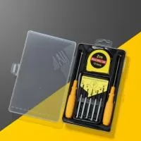 Descrição: Kit ferramenta 8 peças em estojo plástico com trava de segurança. Contém chave Phillips, trena de 2 metros com trava, conjunto de 5 chaves de precisão e chave de fenda.  Largura :  12,5 cm  Comprimento :  20,3 cm  Espessura :  3 cm