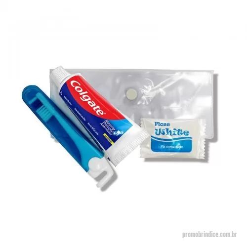 Kit higiene oral personalizado - Kit Higiene Bucal incluso: Creme dental Colgate 30gr | Escova dental 34 tufos branca | Fio dental Floss White 25m | Estojo Milão (21,5cm X 7,0cm) em PVC cristal.