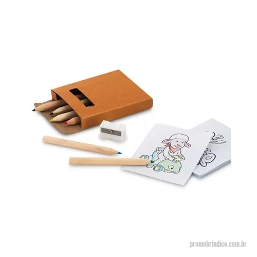 Kit lápis personalizado - Kit Lapis de Cor para Colorir Personalizado, Composto por 6 unidade de lápis, 15 cartões para colorir e um apontador, o kit lápis de cor para colorir personalizado é um brinde personalizado de baixo custo e com ótima área para impressão de logomarca 