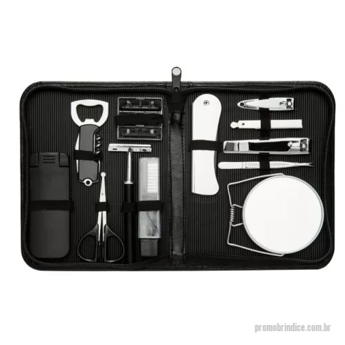 Kit masculino personalizado - Kit masculino Personalizado 10124 com sua logomarca. 20 anos ajudando a cotar Brindes Promocionais com várias empresas num único clique. Kit masculino 12 peças em estojo de couro sintético, parte interna revestida com plástico em relevo e elástico para fixação dos itens.Kit masculino 12 peças em estojo de couro sintético, parte interna revestida com plástico em relevo e elástico para fixação dos itens.Kit masculino Personalizado, 179260, Bets Brindes. Clique e Cote no Portal PromoBríndice!