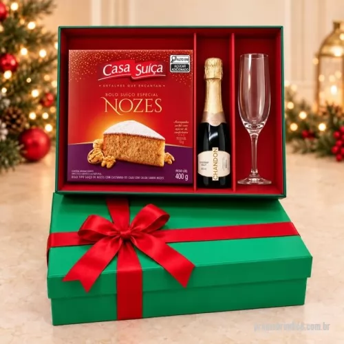 Kit Natal personalizado - O kit contem: 1 Chandon baby brut 187ml 1 Taça gallant 1 Bolo suíço de natal de nozes casa suíça 400g Caixa cartonada 34x25x8cm