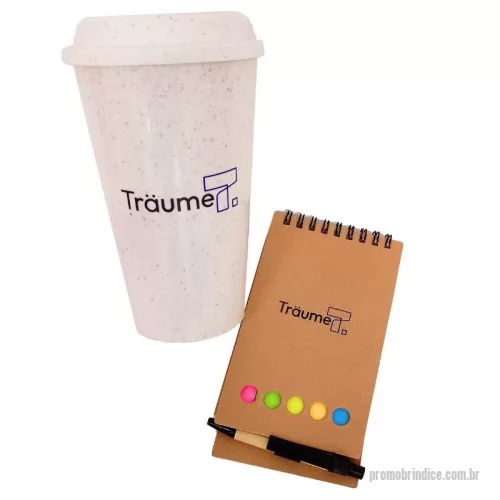 Kit personalizado - Kit com bloco de anotações com autoadesivos e min caneta de papelão azul e Copo fibra de arro 550ml com tampa rosqueável com bocal.