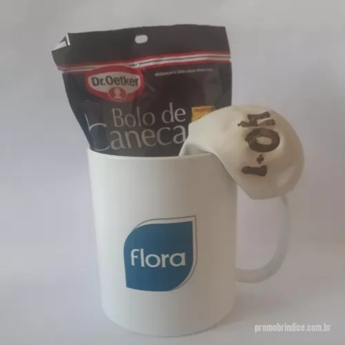 Kit personalizado personalizado - Kits personalizados em caneca ou balde pipoca, montado em saco tnt