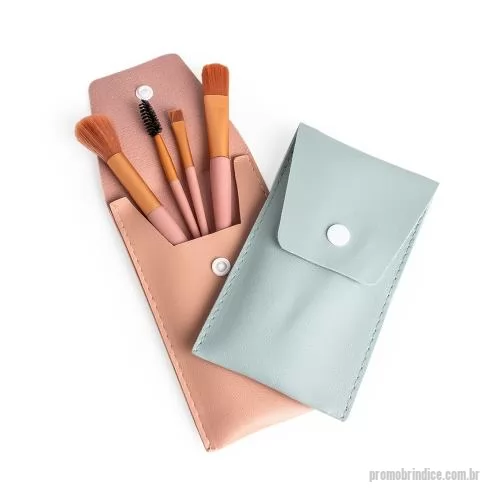 Kit pincel para maquiagem personalizado - kit Pincel 8 Peças contém: 1 Pincel para pó, 1 pincel língua de gato para base, 1 pincel chanfrado para sombras, 1 pincel para esfumar, 1 pincel para lábios, 1 pincel para sombras, 1 pincel língua de gato pequeno, 1 pincel de escovinha, tudo isso em 