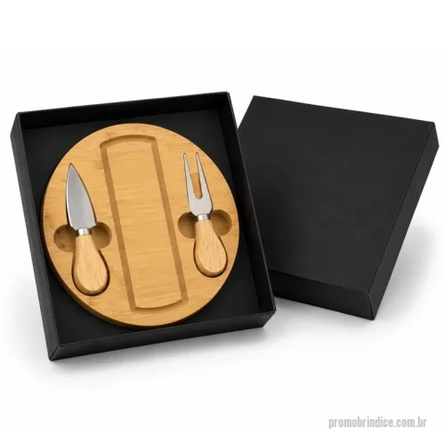 kit queijo personalizado - Kit queijo com tábua e acessórios para queijo, em caixa de papel kraft preta