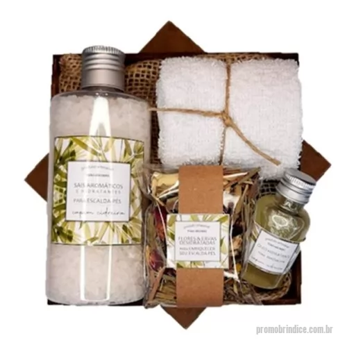 Kit relaxamento personalizado - Mostre todo o amor e carinho que você sente por suas colaboradoras presenteando-as com o Kit Escalda-Pés neste Dia das Mães. Aproveite esta oportunidade única para demonstrar sua gratidão e reconhecimento por todo o cuidado e dedicação que você tem por elas. Adquira agora mesmo o Kit Escalda-Pés e proporcione à elas um momento de relaxamento