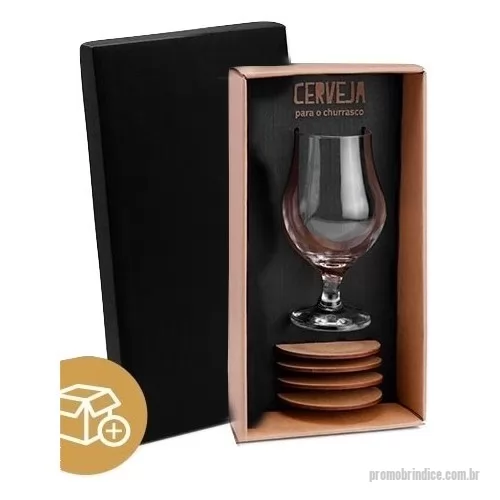 Kit taça personalizado - Kit taça Personalizado D1814 com sua logomarca. 20 anos ajudando a cotar Brindes Promocionais com várias empresas num único clique. Kit Taça personalizado em caixa de papel, Taça para Cerveja e 4 Porta copos. Gravação na taça e tampa da caixa.Kit Taça personalizado em caixa de papel, Taça para Cerveja e 4 Porta copos. Gravação na taça e tampa da caixa.Kit taça Personalizado, 149074, Design Promo Kits Corporativos. Clique e Cote no Portal PromoBríndice!