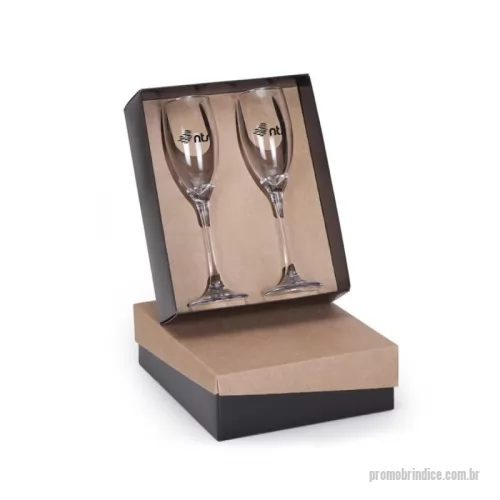 Kit taça personalizado - Kit 2 Taças de vidro Barone para champagne 190ml, 1 Caixa e berço corte e vinco em papel cartão / 24x19.5x7cm.