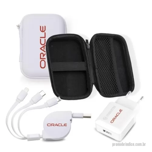 Kit Tecnologico personalizado - Kit tecnológico 3 peças com carregador de parede 1 usb-a, cabo de dados retrátil 3 em 1 e estojo em couro sintético