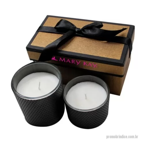 Kit vela personalizado - Kit de Velas aromáticas contendo   1 Vela com tamanho respectivo para cada copo Personalização no tecido do copo. Caixa Papelão Rígido, laço de cetim. Excelente opção de Brinde para mulheres, contendo uma caixa em MDF. PERSONALIZE com a sua marca! 6 sachês aromatizados. 