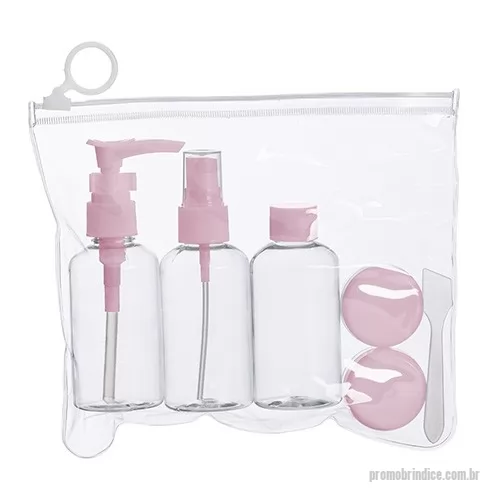 Kit viagem personalizado -  Kit viagem 6 peças em estojo ziplock. Contém frasco de 80ml com tampa spray; frasco de 80ml com tampa rosqueável; frasco de 80 ml com tampa pump; 2 potes de 10ml com tampa rosqueável e mini espátula fosca. Frascos plásticos e estojo em pvc com puxador plástico.