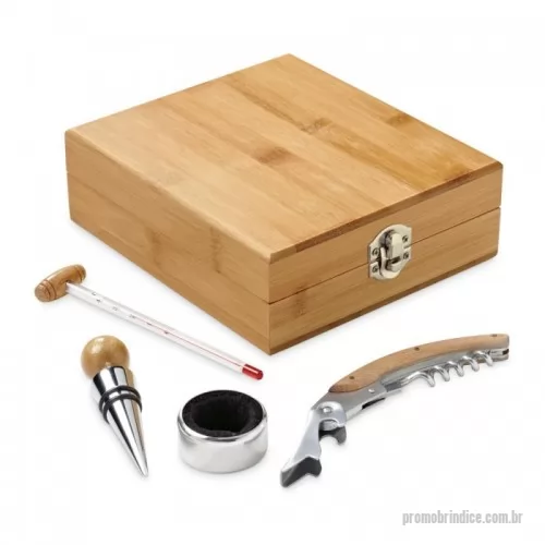 Kit vinho personalizado - Conjunto para vinho em bambu e zinco. Incluso saca-rolhas com canivete de sommelier, termômetro, rolha e gargantilha. 147 x 167 x 54 mm