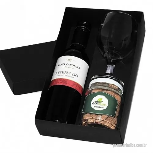 Kit vinho personalizado - Kit Vinho personalizado em caixa de papel, Vinho Santa Carolina 375ml, Taça e Pote de Petiscos com etiqueta personalizada.