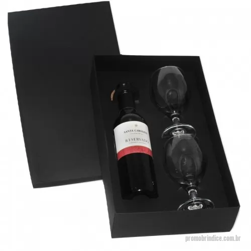 Kit vinho personalizado - Kit Vinho personalizado em caixa de papel, Vinho Santa Carolina 375ml e 2 Taças.