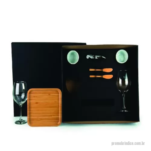 Kit vinho personalizado - Kit Vinho e Petiscos 8 Peças Personalizado