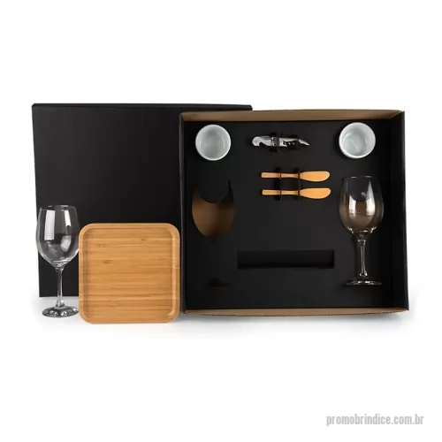 Kit vinho personalizado - Kit Vinho e Petiscos 8 Peças Personalizadas